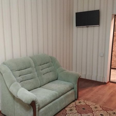 Tumar Hotel Bishkek Bagian luar foto